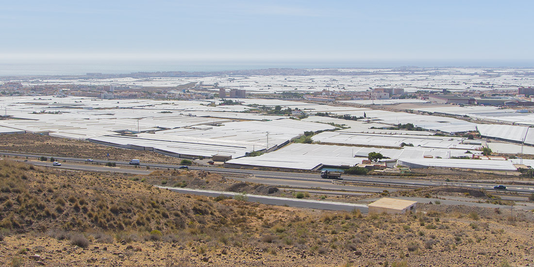 Mar de plásticos en Almería